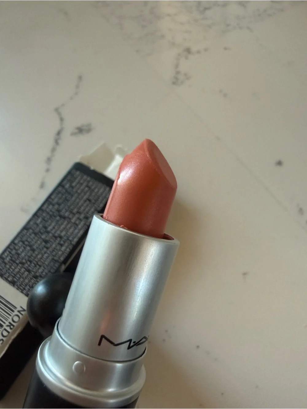 MAC Lipstick Shade Pleasureseeker Neo Sci-Fi collection Limited Edition NIB